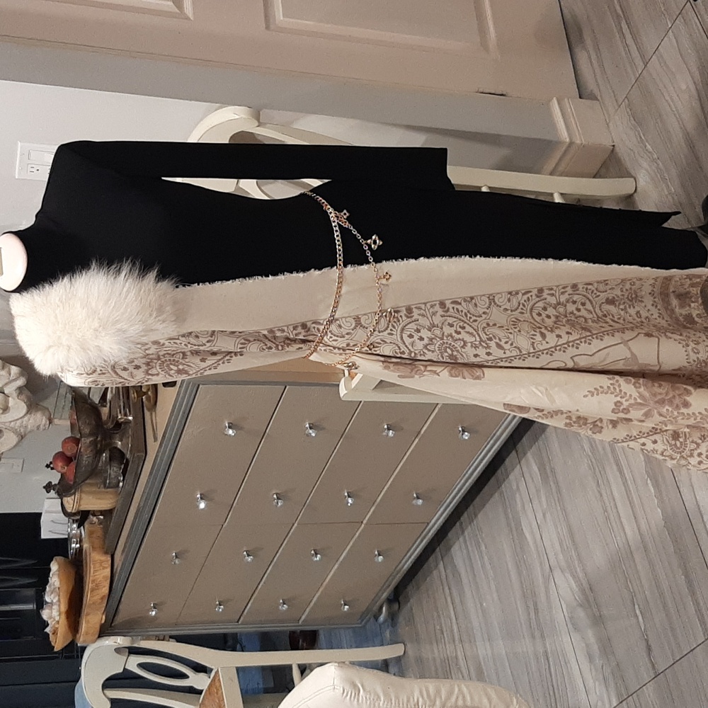 Luxury Cream & Beige Faux Fur Trim Wrap Scarf